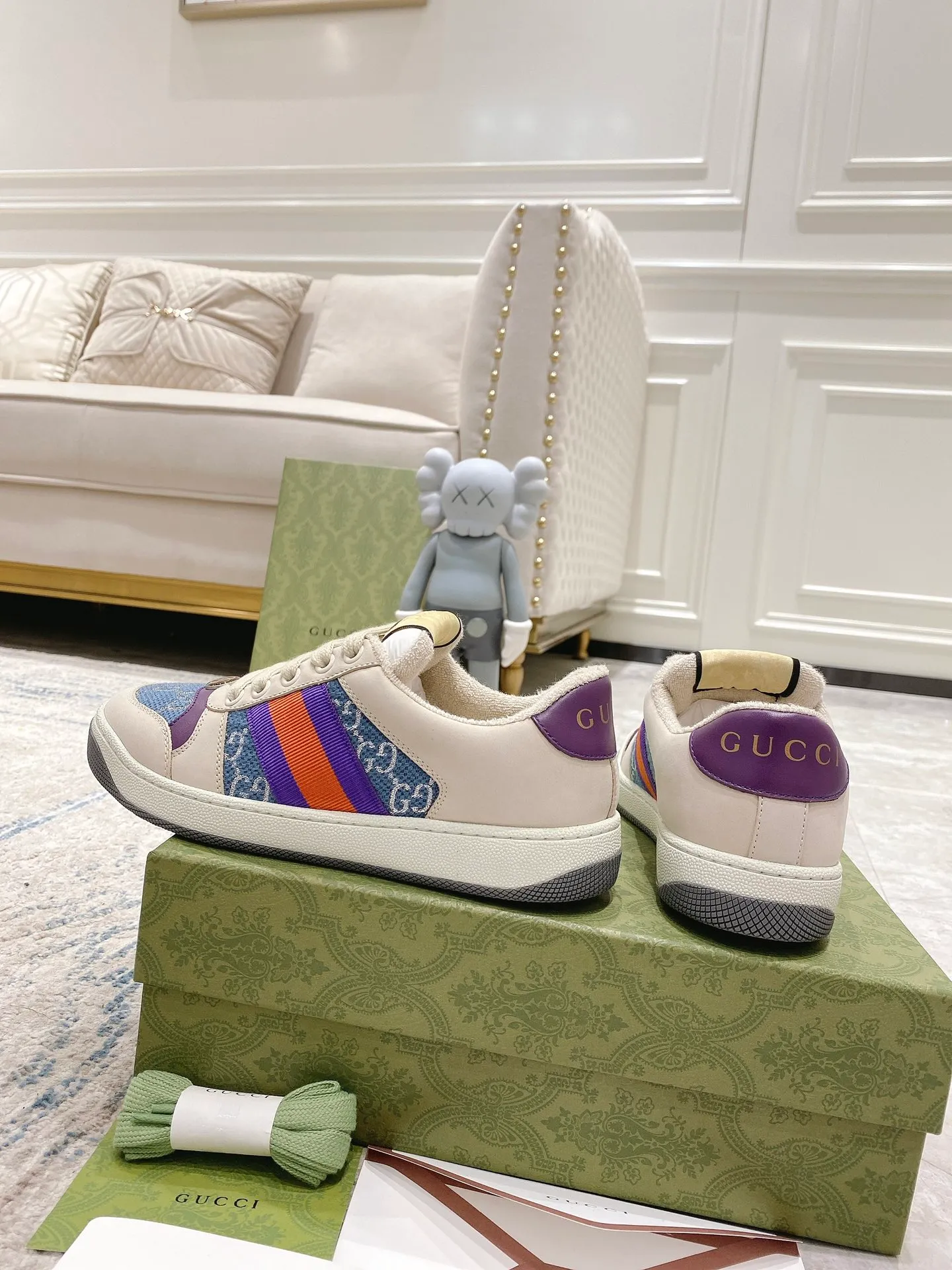 Gucci - Newly upgraded Gucci dirty shoes for couples 👫 2022 early spring new style... GG series distressed casual dirty shoes for the catwalk ⚠️⚠️ Original development and purchase level version... Metal double G crystal cylindrical logo... Gucci original pattern webbing... Exclusive color rubbed cowhide fabric, original terry cloth is delicate, soft and more comfortable and breathable, privately stamped two-color original TPU outsole (lower layer is wider, upper layer is narrower) Ready stock, matching packaging... 35-40/39-44 regular size 💰Female style 290 💰Male style 290